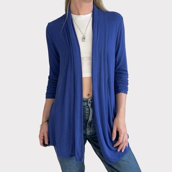 MOD Lusive Blue Cropped Cinched Sleeve Cardigan Sweater - Picture 1 of 8